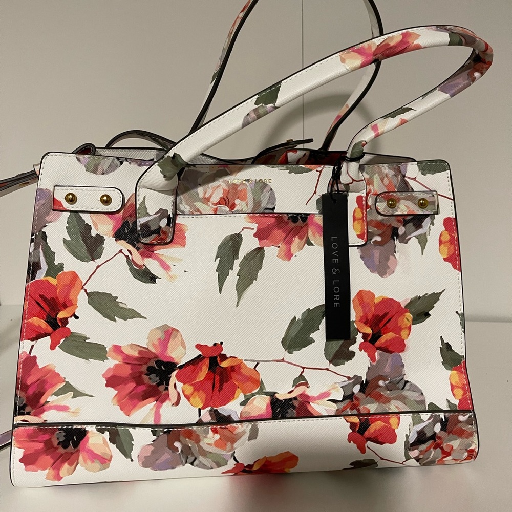 BNWT Love & Lore Purse